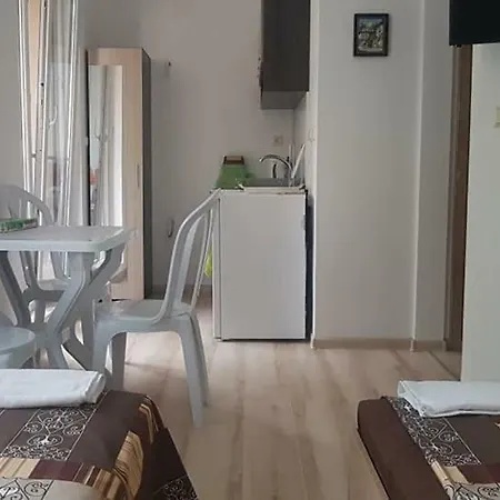 Aphrodite Gardens 1 Bedroom Apartment B406 Апартаменты *